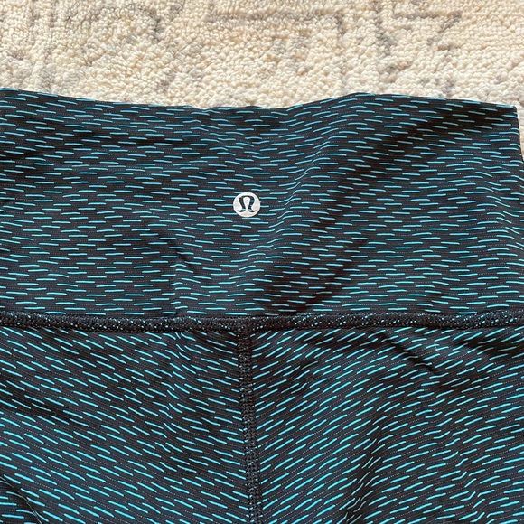 Lululemon Legging - Picture 2 of 2